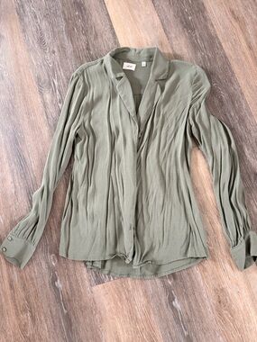 Wilfred Olive Green Lightweight Button-Front Blouse